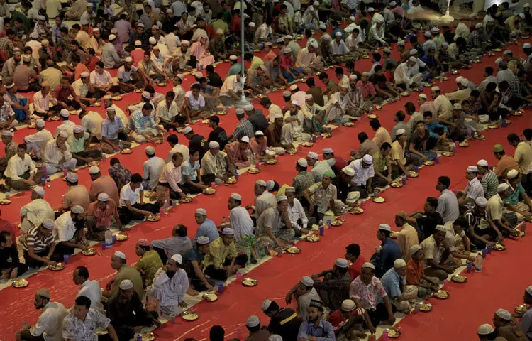 প্রতিটি ছবিতেই উঠে এসেছে সৌহার্দ্য, দৃঢ়তা ও আশার গল্প।